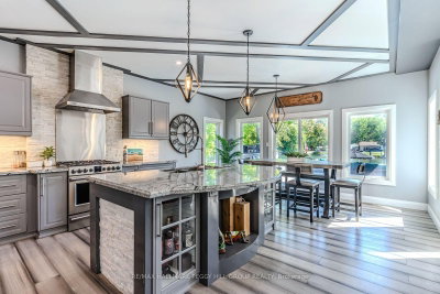 1657 Peninsula Point Road — more photos