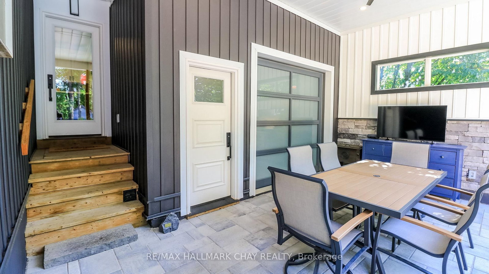 17 Bowman Avenue • Barrie, ON photo 17