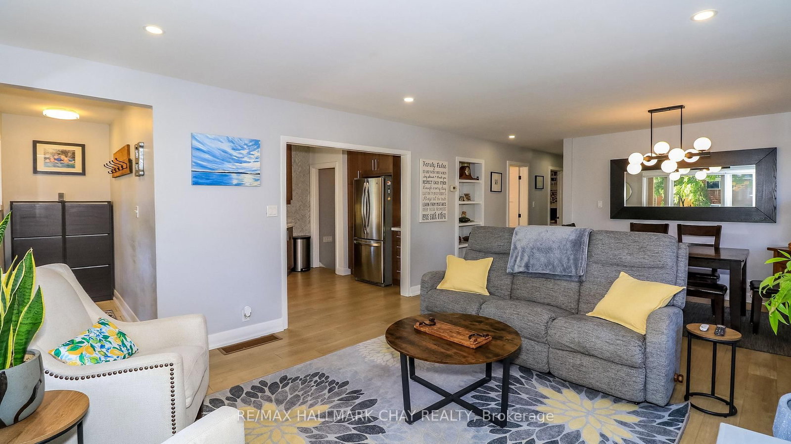 17 Bowman Avenue • Barrie, ON photo 23
