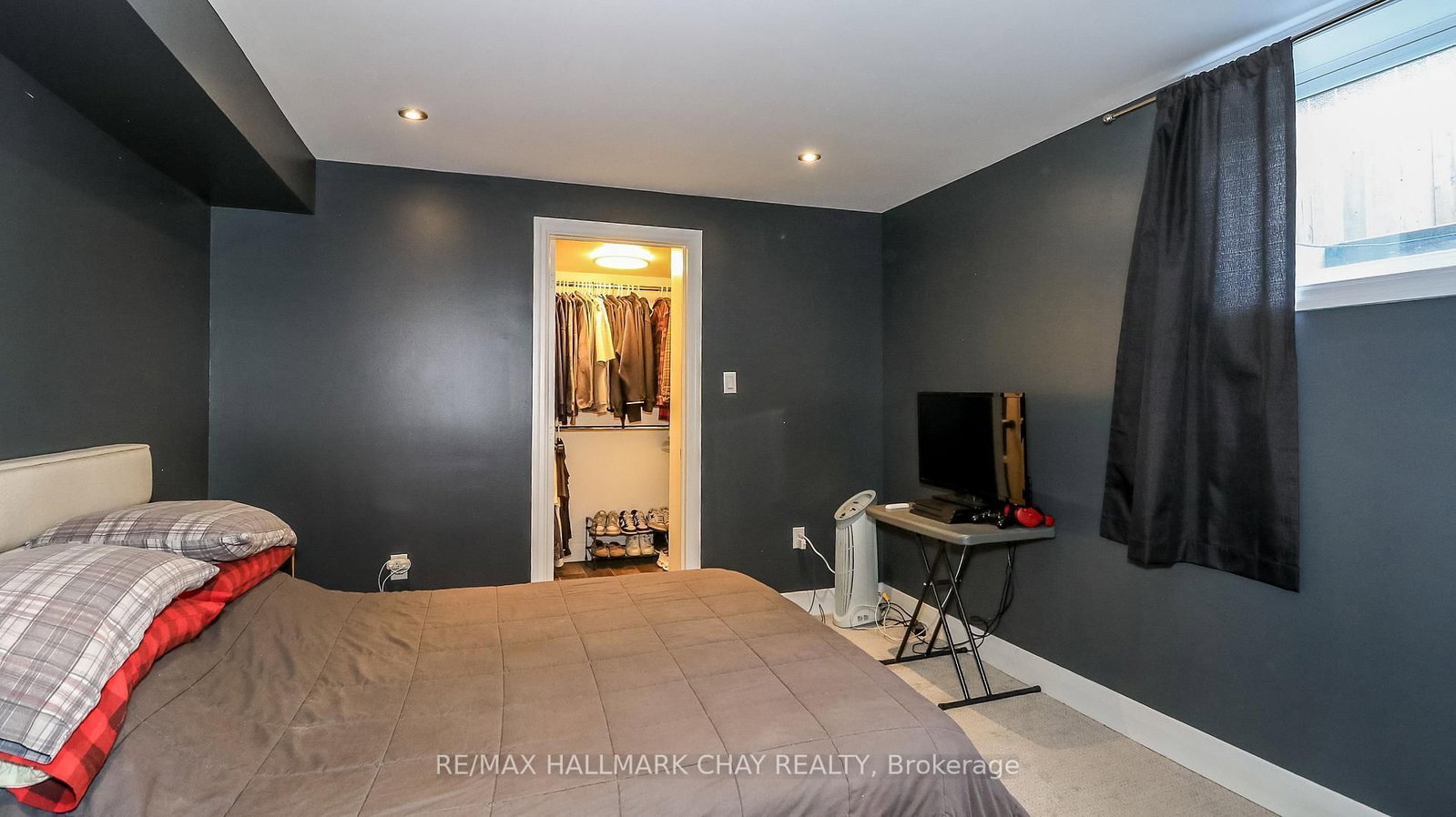 17 Bowman Avenue • Barrie, ON photo 41