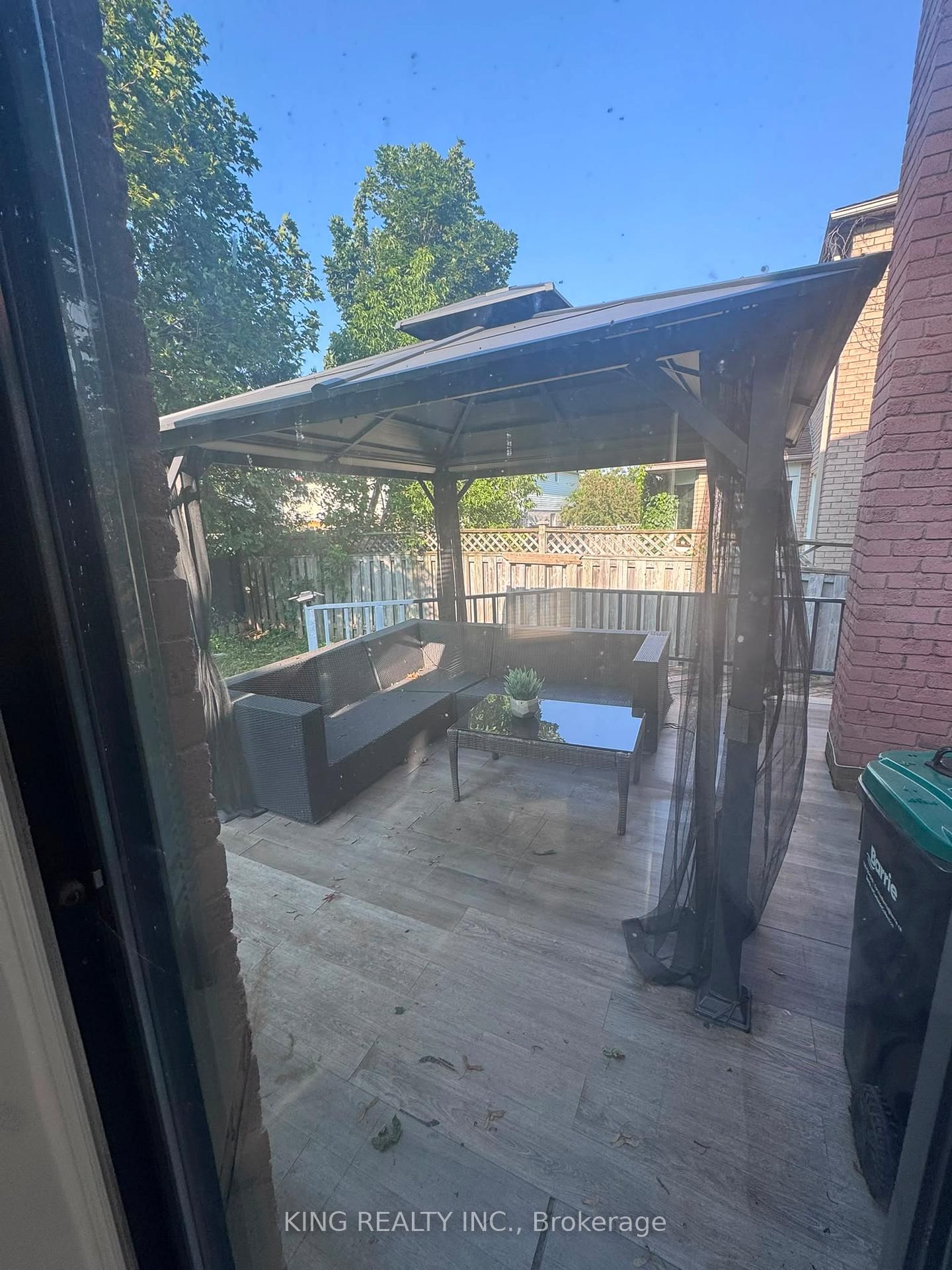 526 Grove Street E • Barrie, ON photo 21