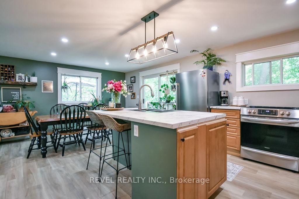 3267 Albany Street • Severn, ON photo 16