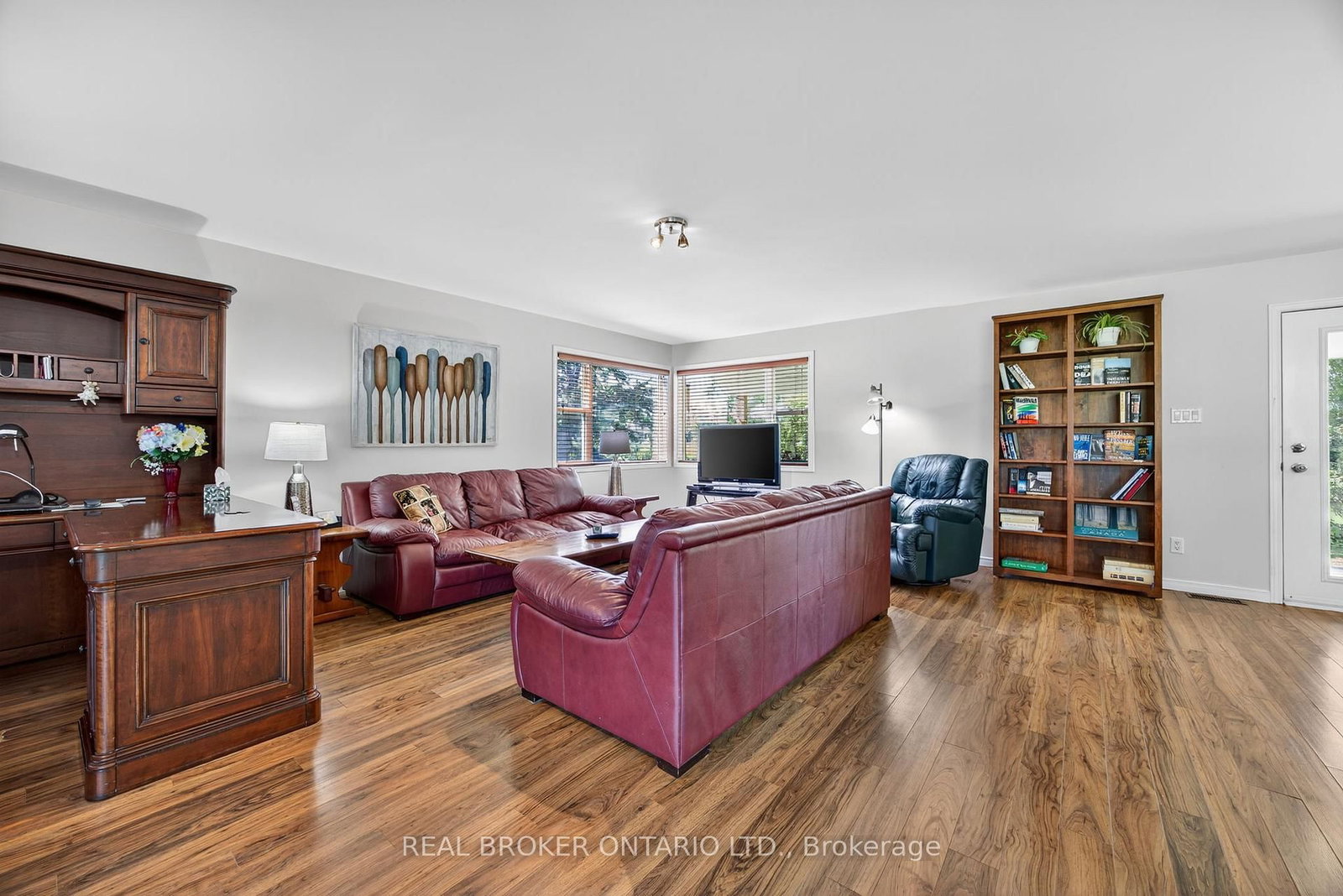 2174 Atkinson Road • Springwater, ON photo 8