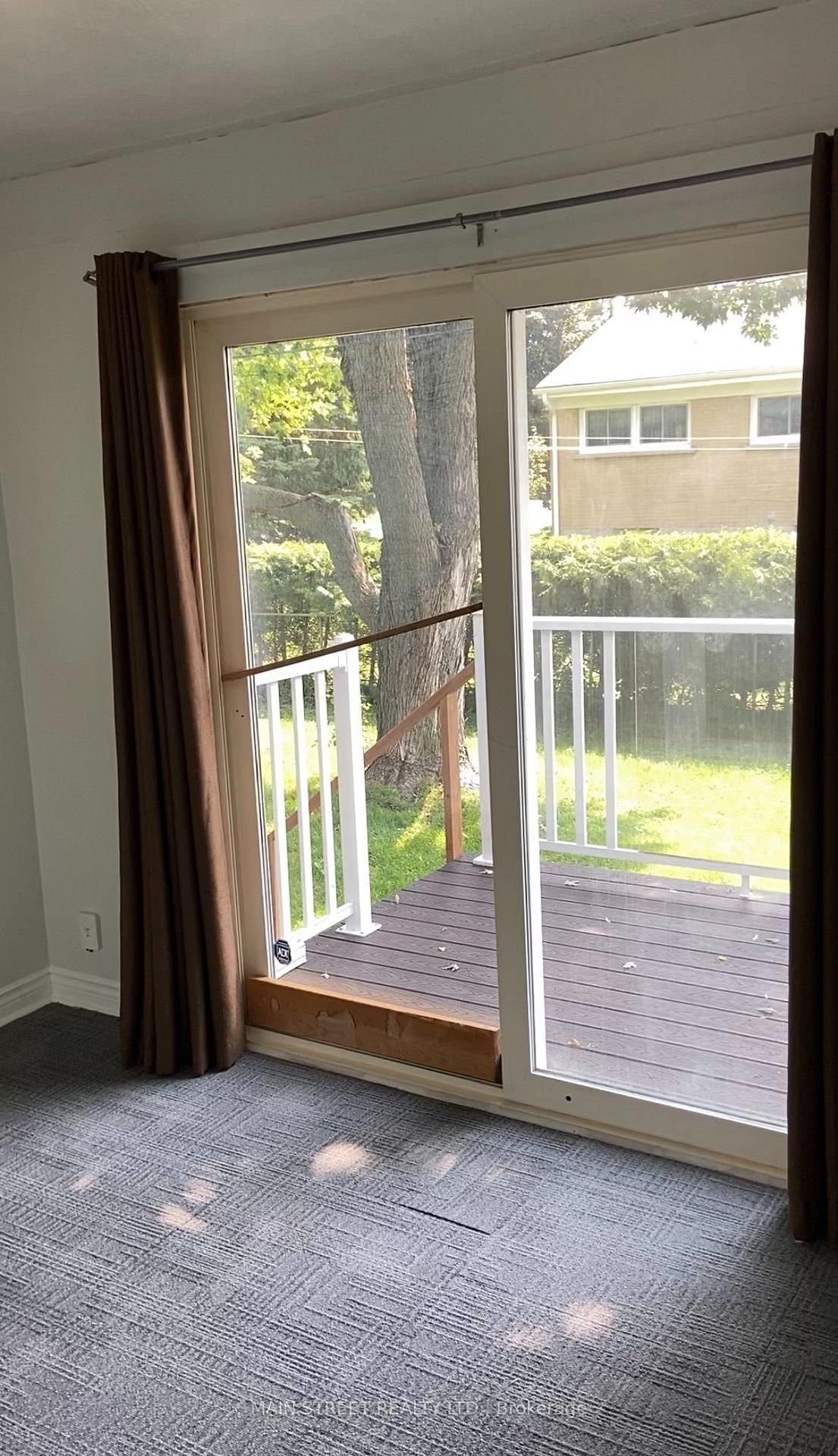 329 James Street E • Orillia, ON photo 11