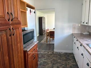 329 James Street E • Orillia, ON photo 8