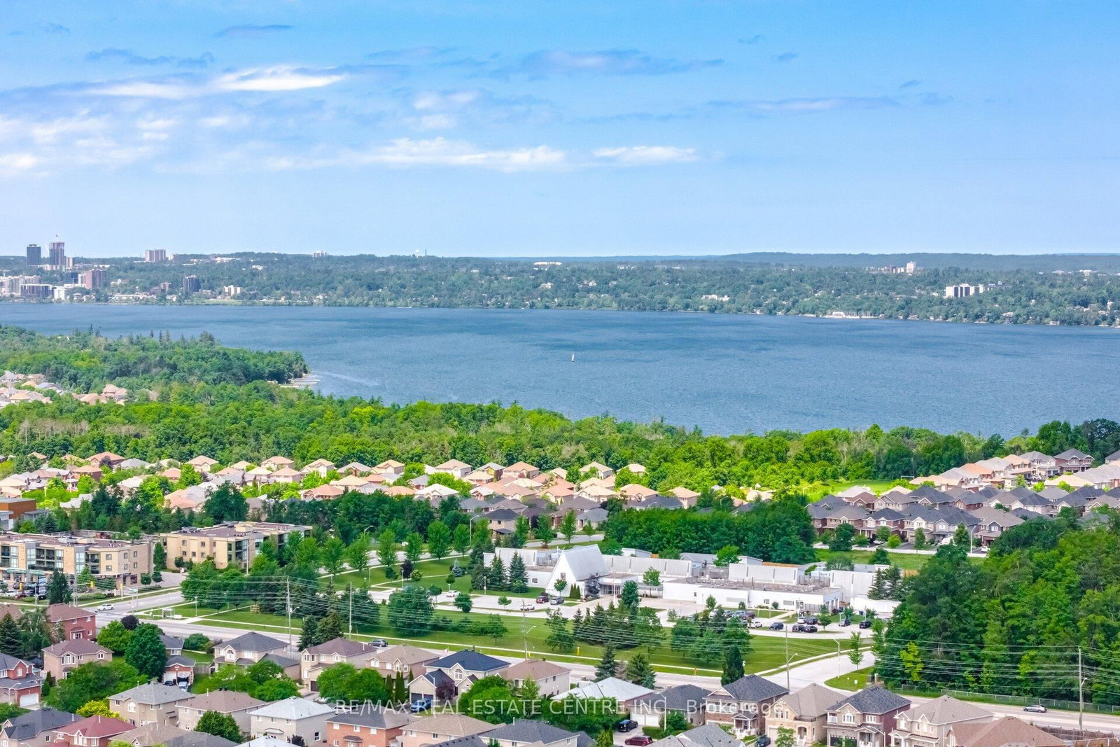 6 Parisian Crescent • Barrie, ON photo 44
