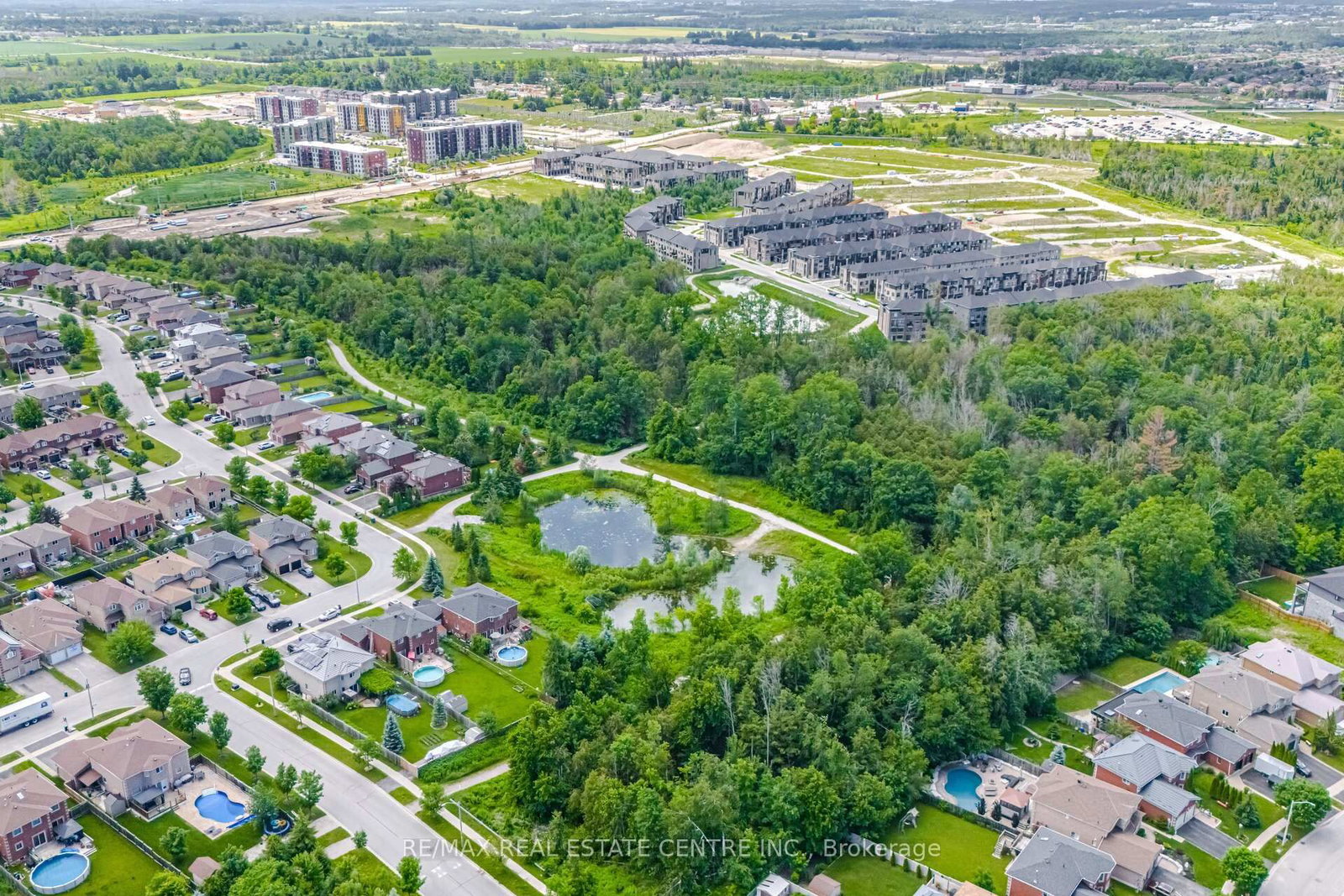 6 Parisian Crescent • Barrie, ON photo 48
