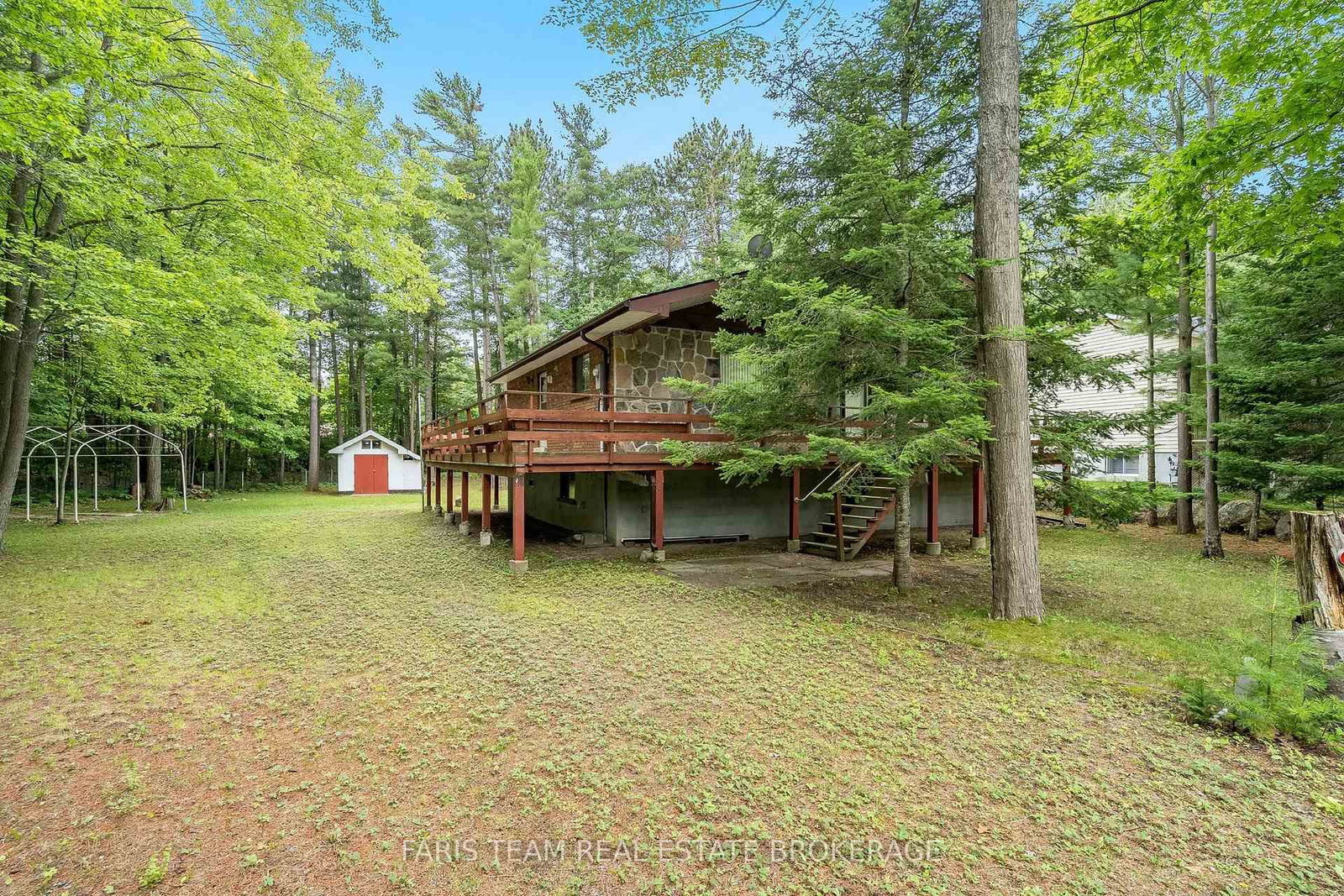 39 Rosemary Road • Tiny, ON photo 2