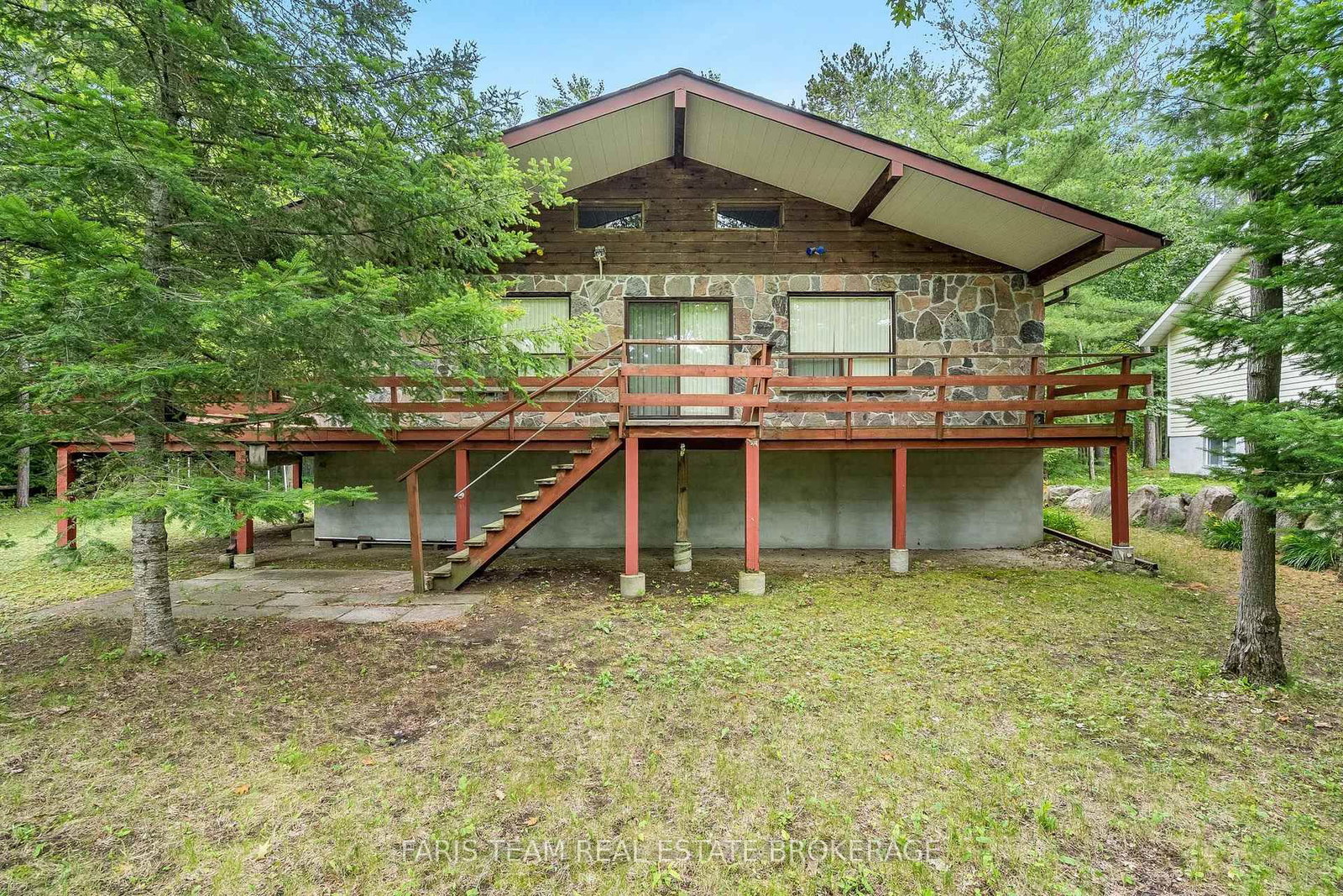 39 Rosemary Road • Tiny, ON photo 3