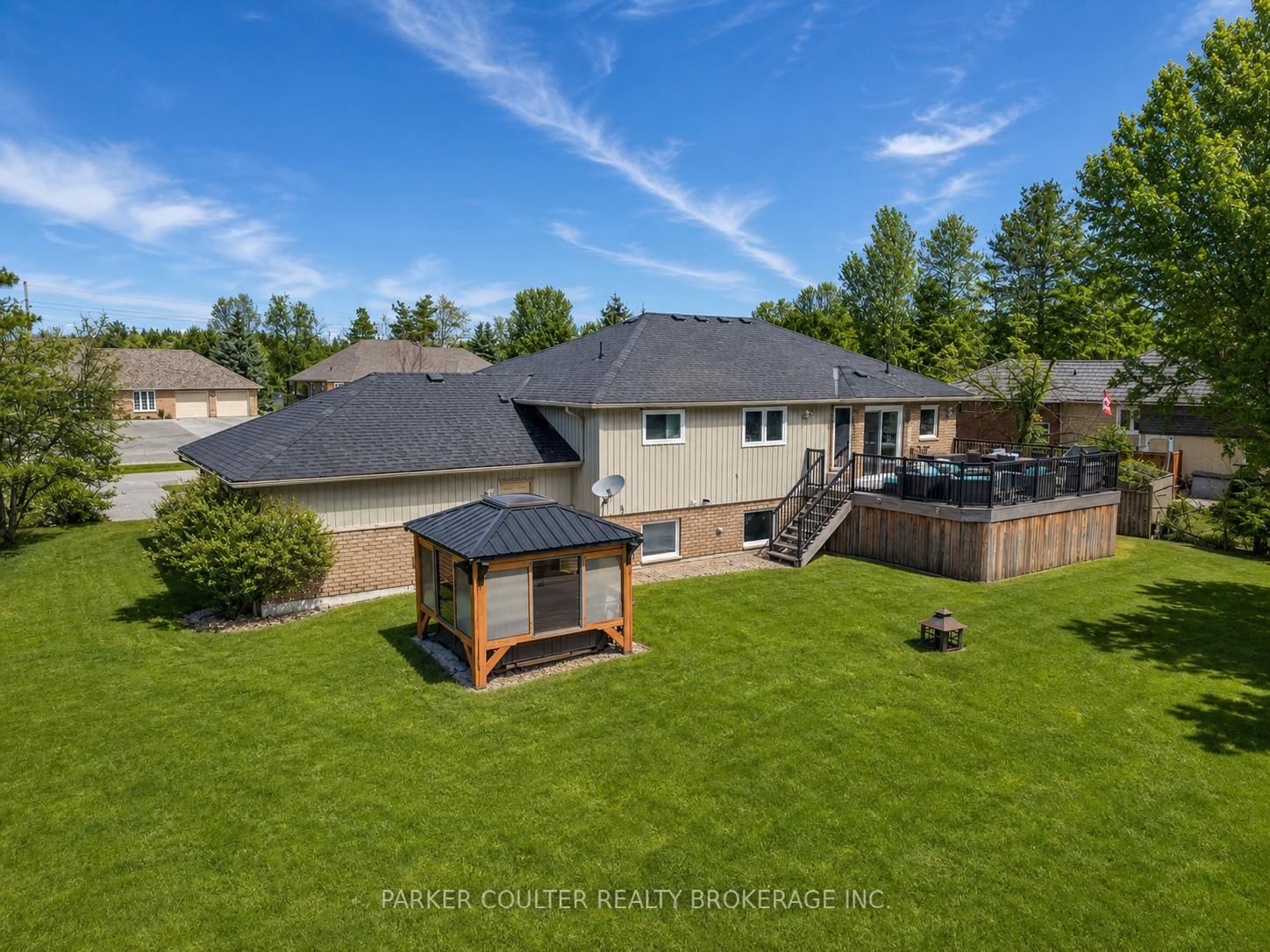 24 Parr Boulevard • Springwater, ON photo 38