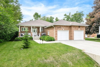 54 ROYAL BEECH Drive • Wasaga Beach, ON photo 2