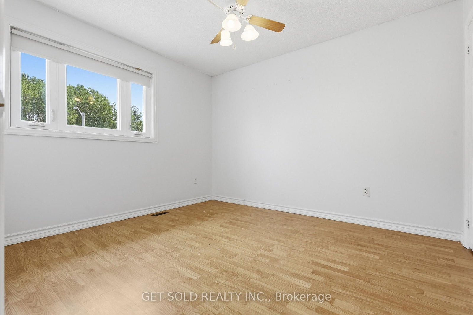 28 Hawkins Drive • Barrie, ON photo 20