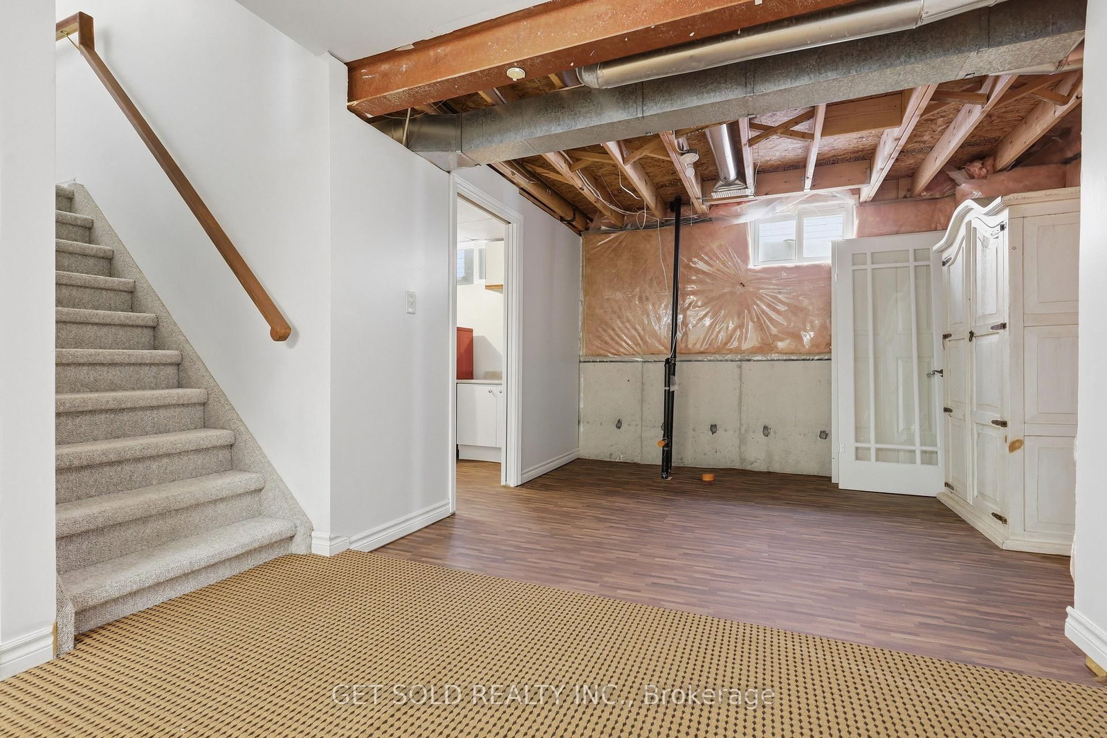 28 Hawkins Drive • Barrie, ON photo 25