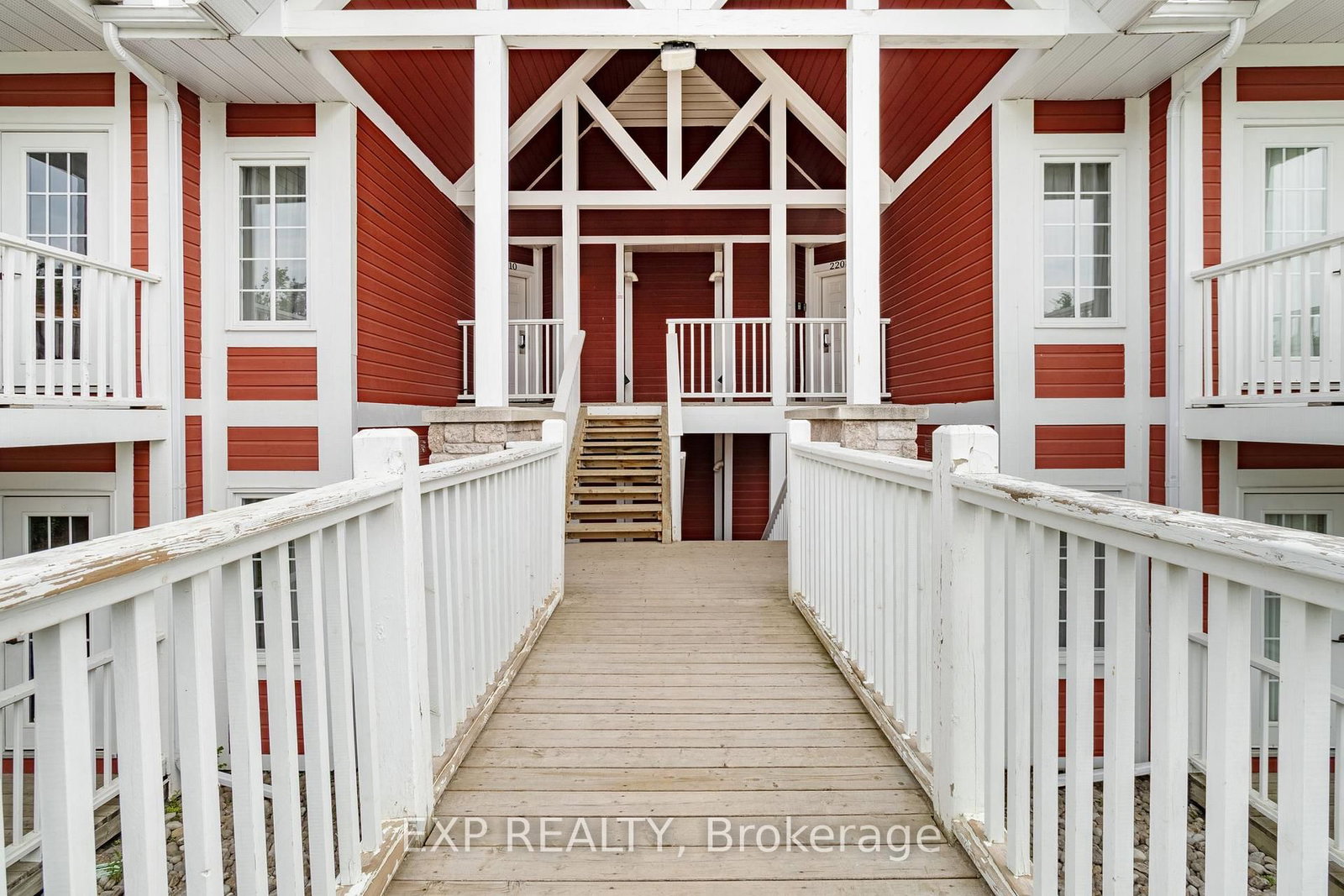 90 Highland Drive • #2010/2011 • Oro-Medonte, ON photo 2