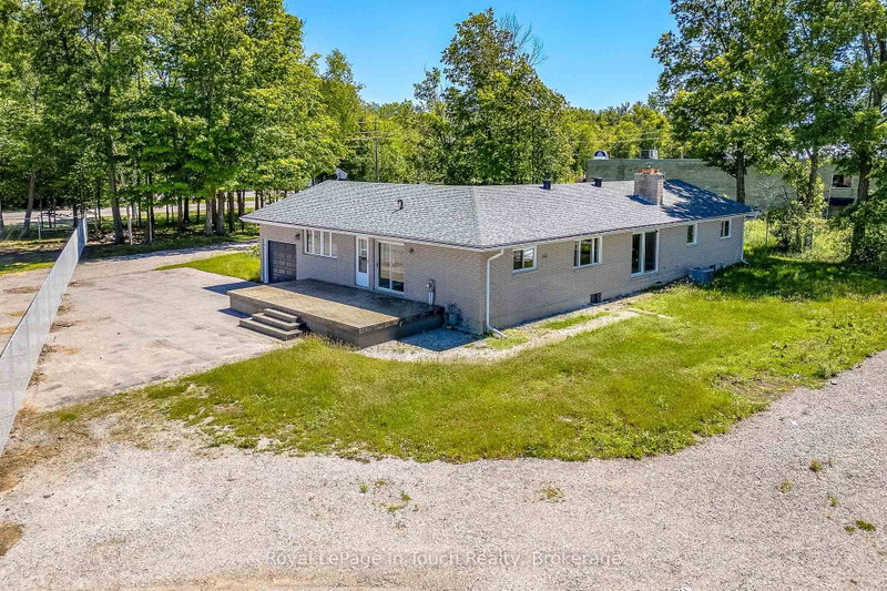 740 Balm Beach Rd E photo 5