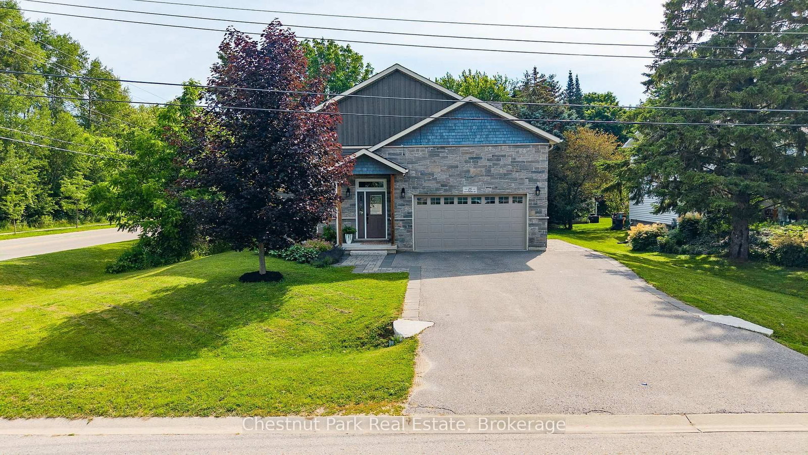 15 Saunders Street • Collingwood, ON photo 39