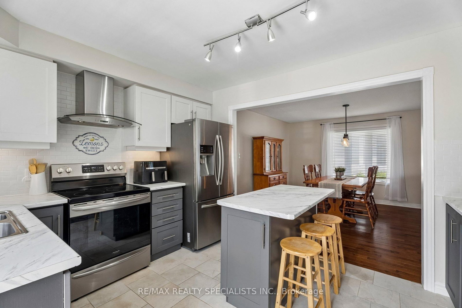 64 Smallman Drive • Wasaga Beach, ON photo 14
