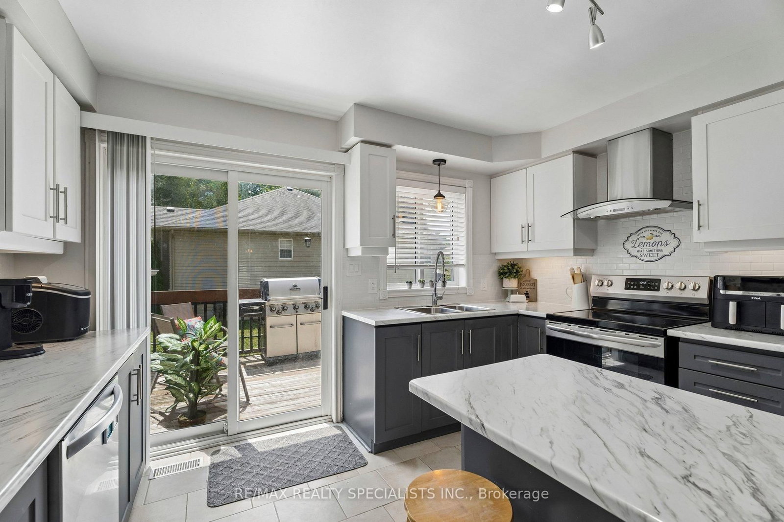 64 Smallman Drive • Wasaga Beach, ON photo 16