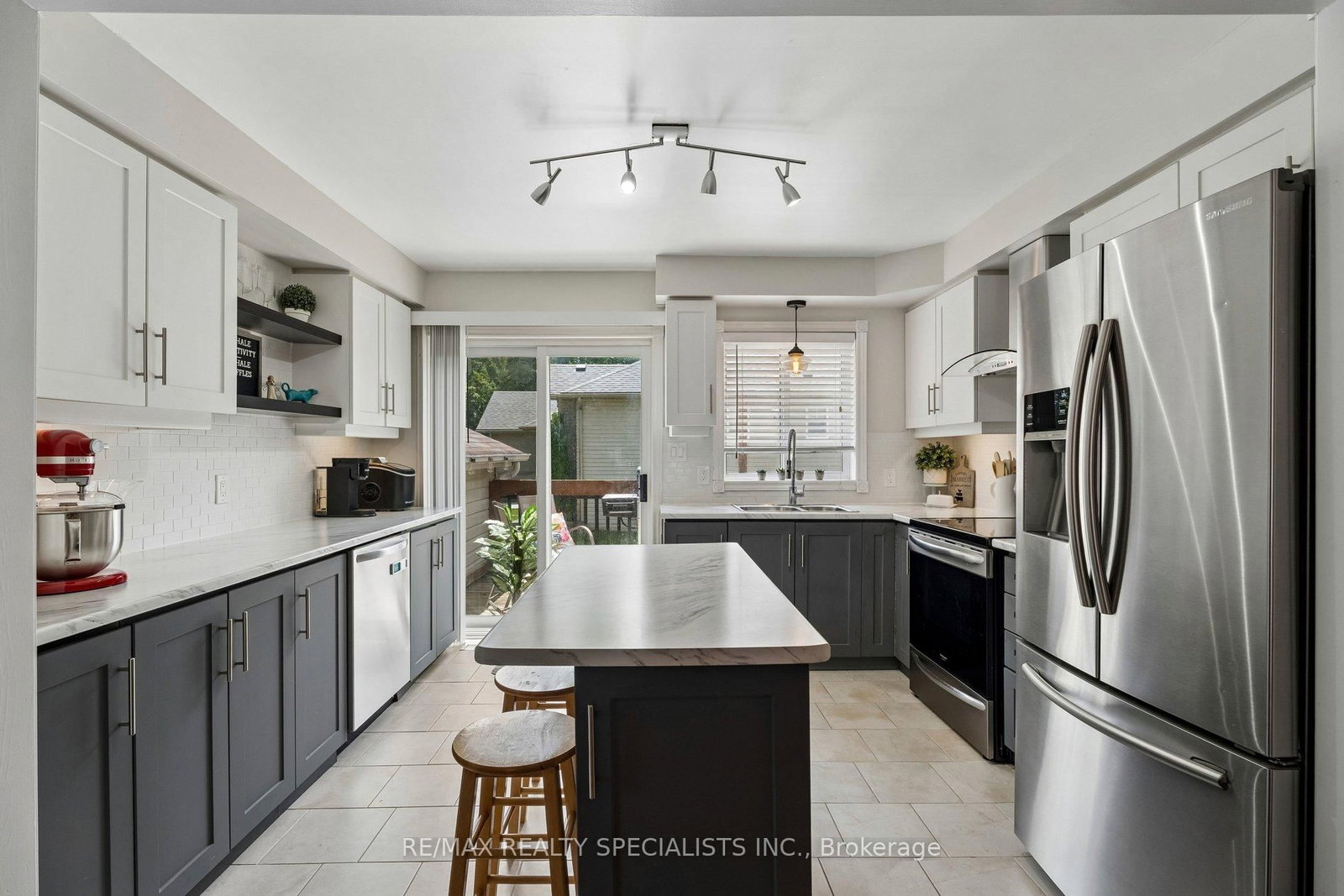64 Smallman Drive • Wasaga Beach, ON photo 18