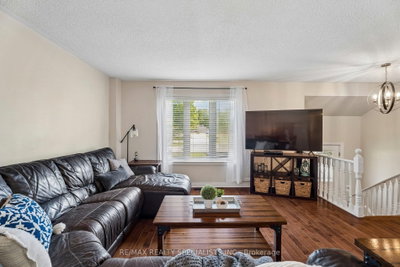 64 Smallman Drive • Wasaga Beach, ON photo 8