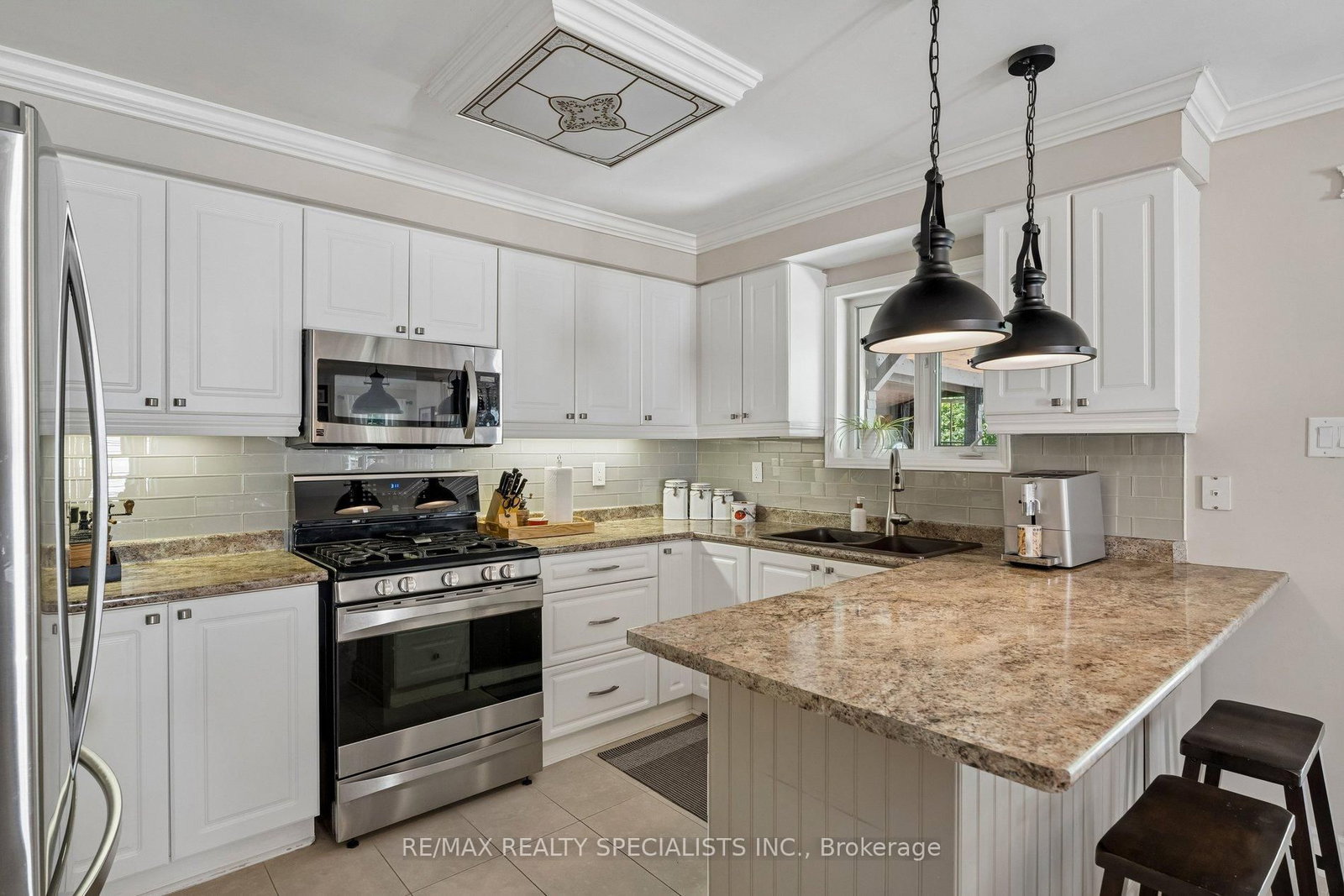 43 Bush Crescent • Wasaga Beach, ON photo 11