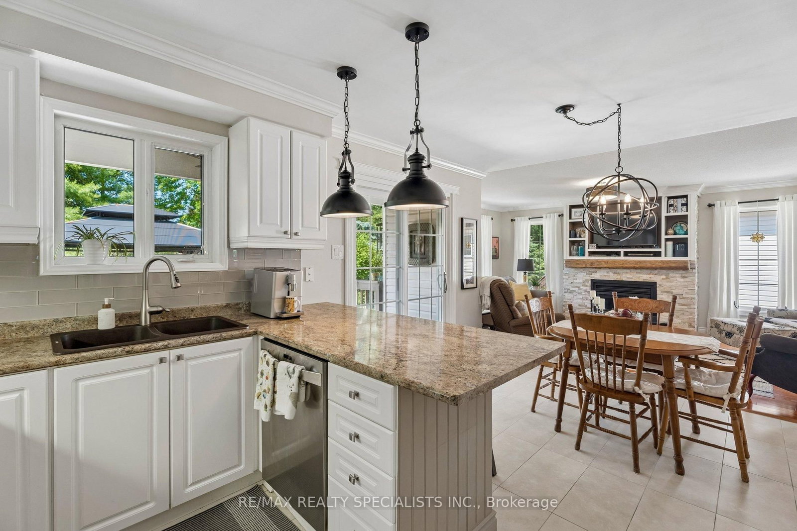 43 Bush Crescent • Wasaga Beach, ON photo 12