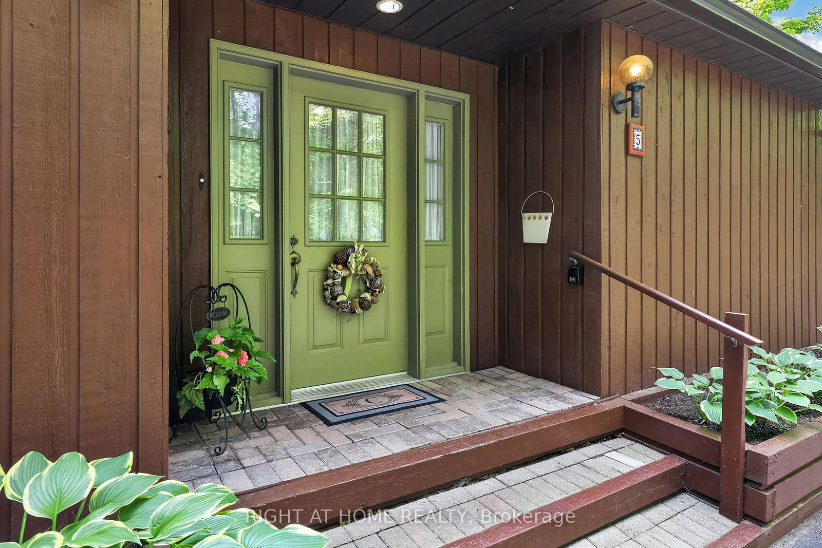 5 Pine Point • Oro-Medonte, ON photo 3