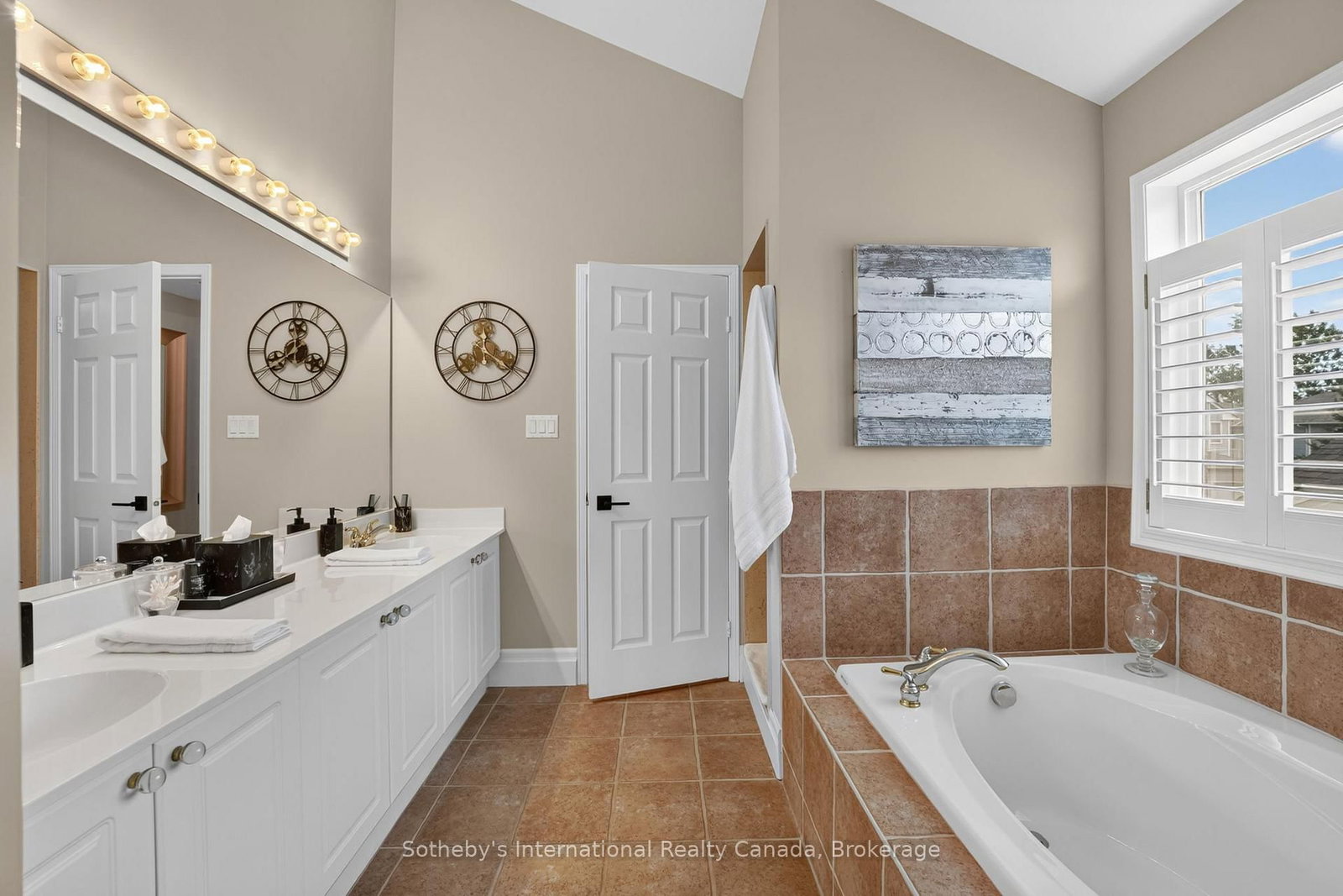 20 Sundial Court • Collingwood, ON photo 23
