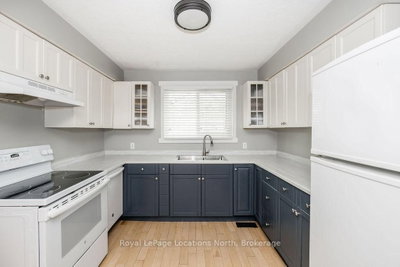 493 ONTARIO Street • Collingwood, ON photo 9