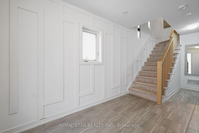 13 Red Maple Lane