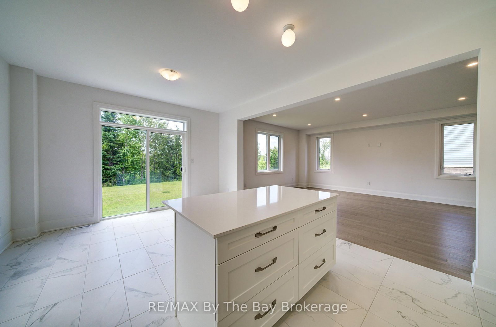 64 Amber Drive • Wasaga Beach, ON photo 12