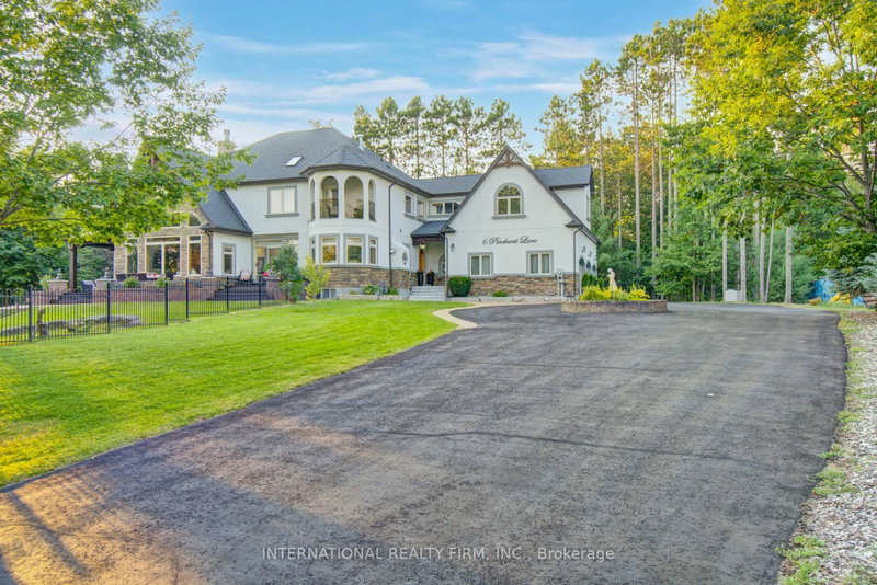 6 Pinehurst Lane, Springwater
