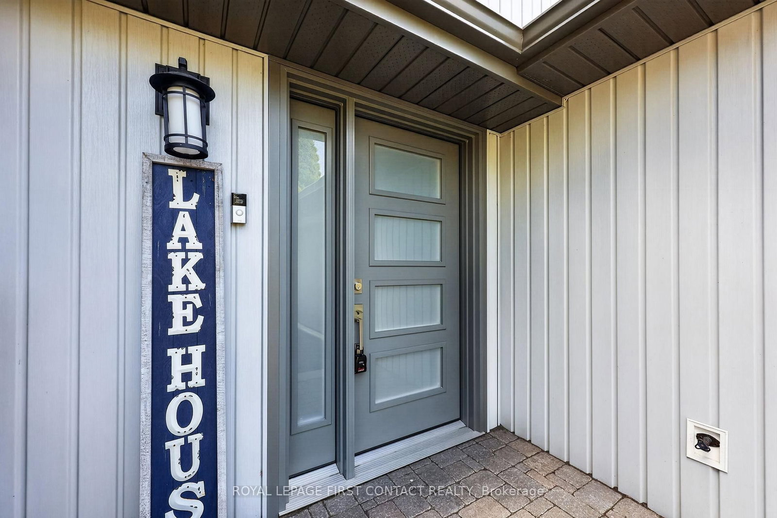 167 Lakeshore Road W • Oro-Medonte, ON photo 4