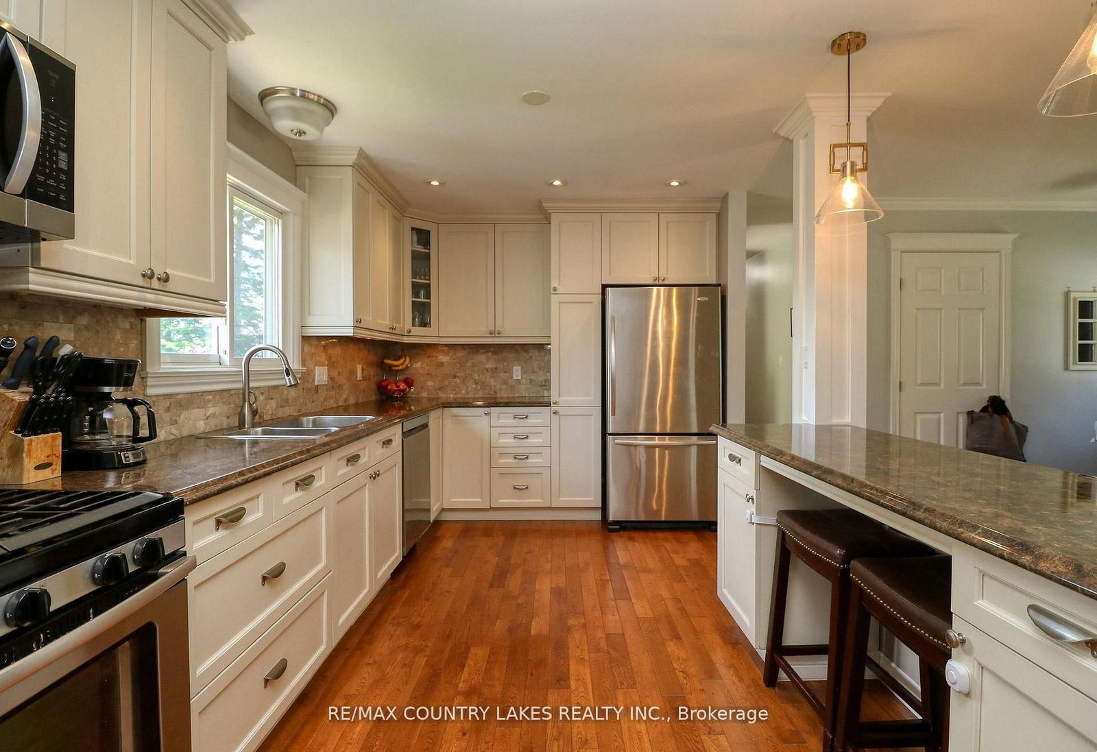 1 Price Drive • Oro-Medonte, ON photo 8