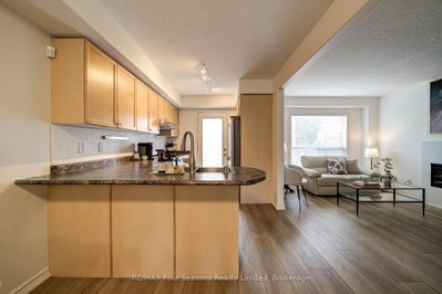 60 Barr Street • Collingwood, ON photo 9
