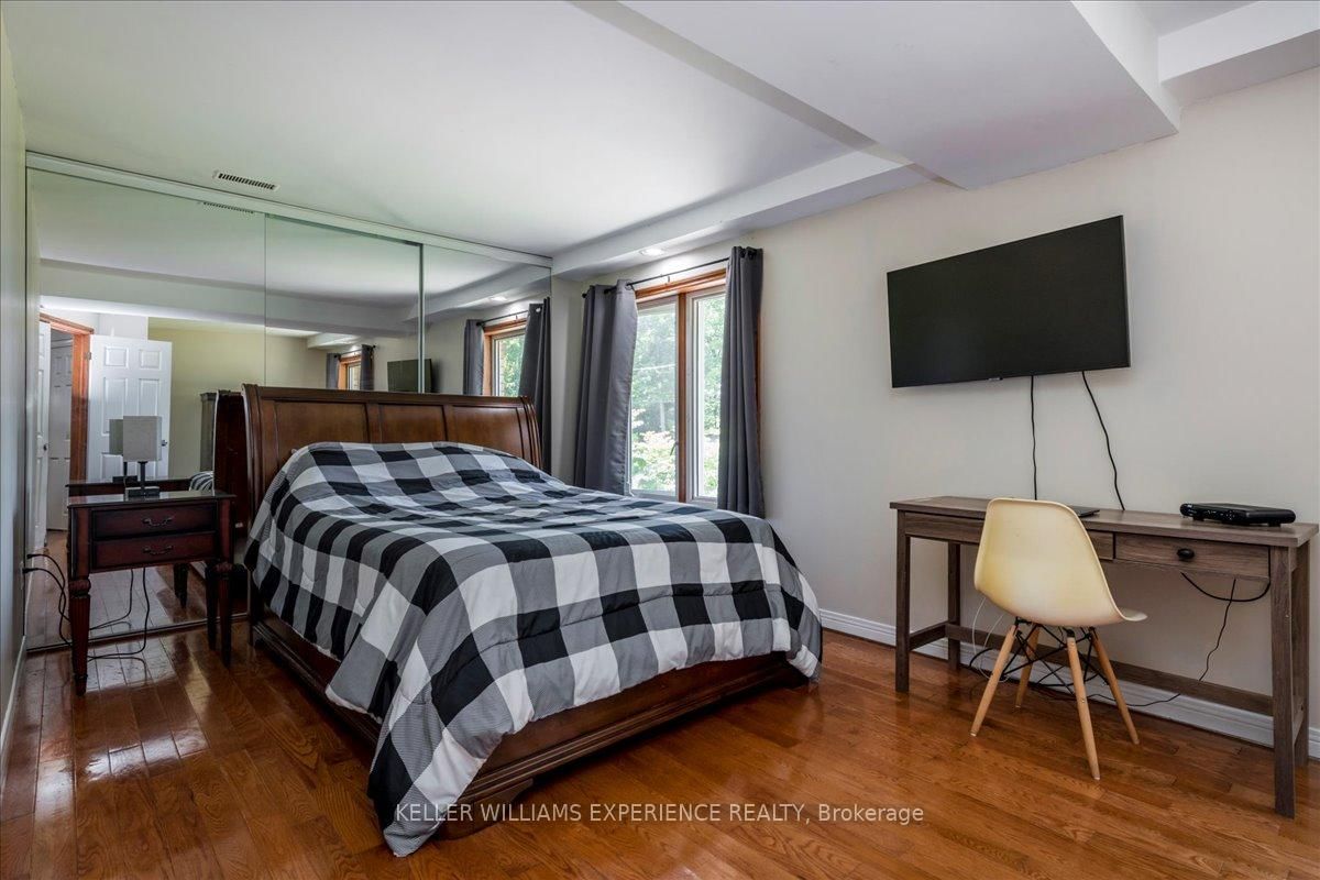1512 Champlain Road • Tiny, ON photo 12