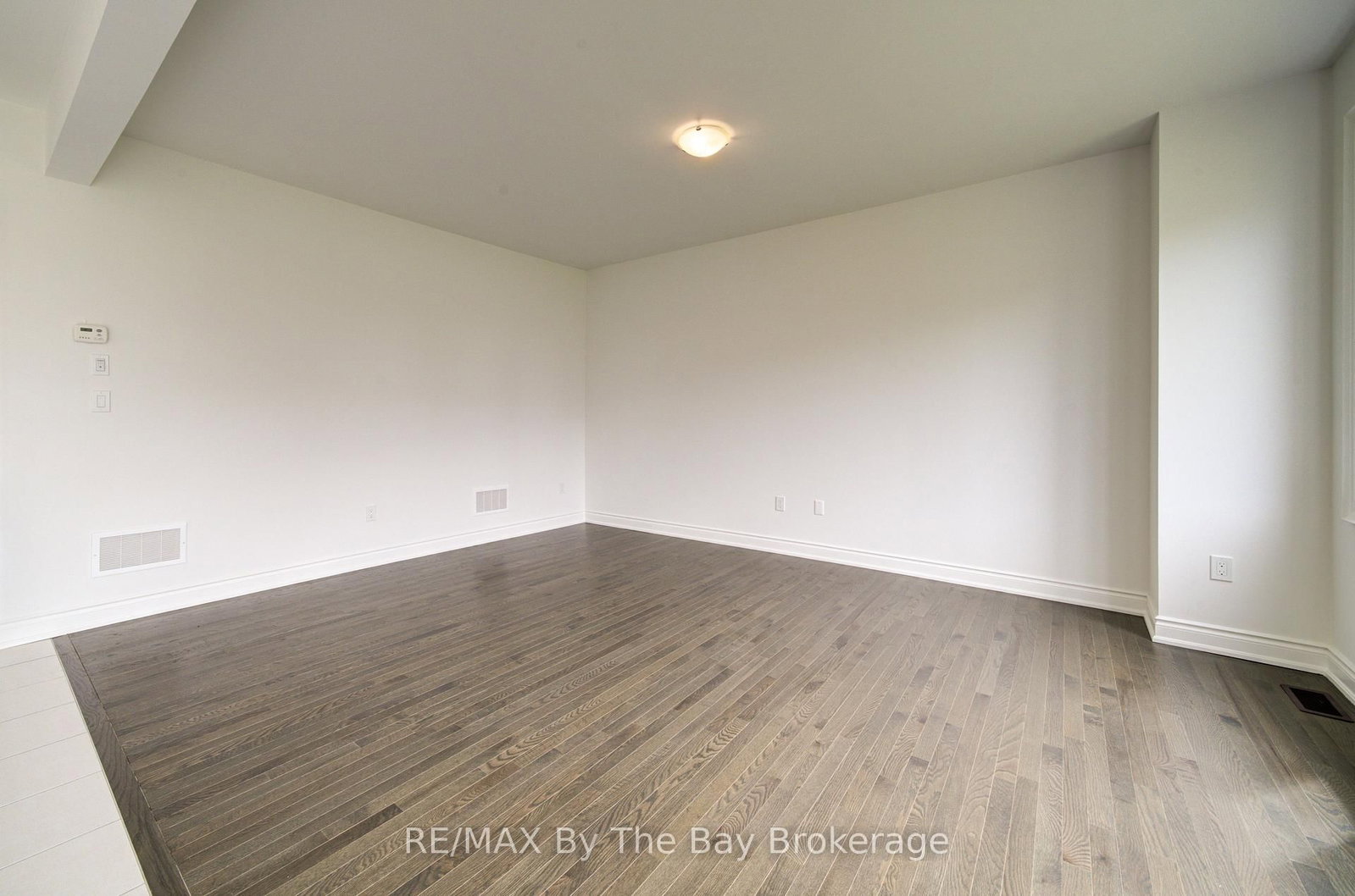 19 Amber Drive • Wasaga Beach, ON photo 10