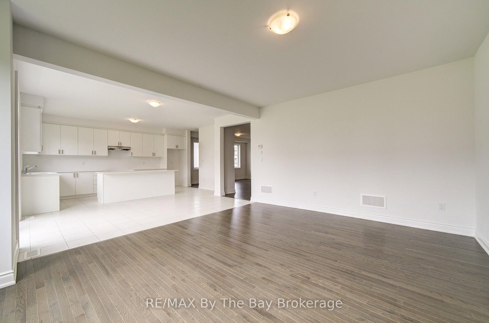 19 Amber Drive • Wasaga Beach, ON photo 11