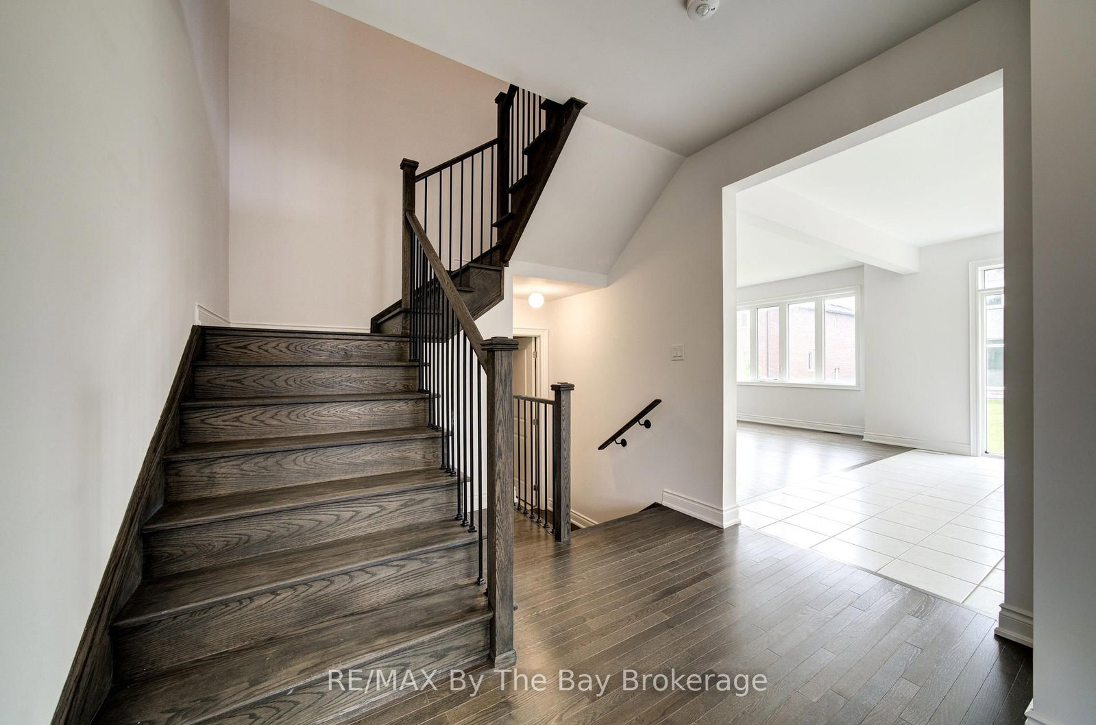 19 Amber Drive • Wasaga Beach, ON photo 12