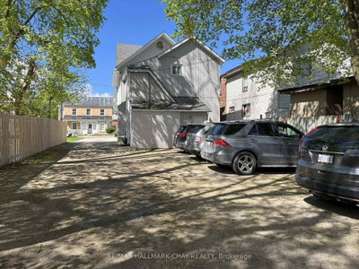 83 Mary Street • Barrie, ON photo 4