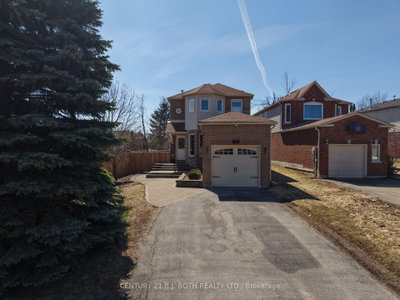 9 Laidlaw Drive N • Barrie, ON photo 3