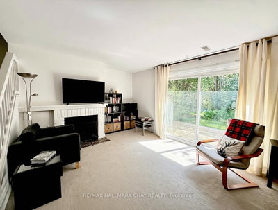 128 Escarpment Crescent • #18 • Collingwood, ON photo 4