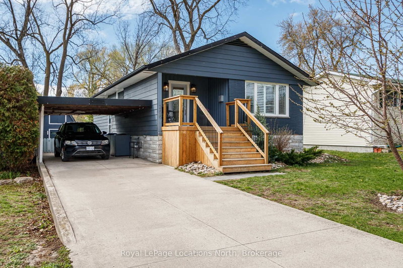 home for lease on 258 FOURTH Street W