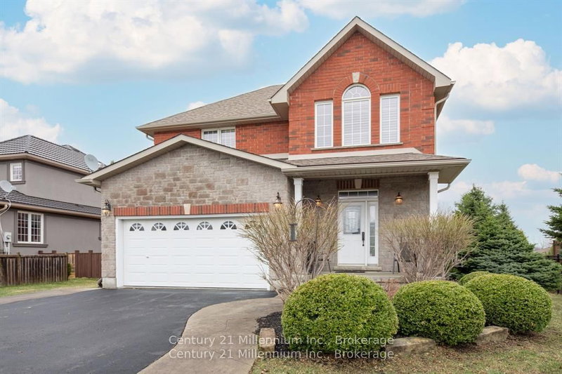 9 Hill St, Collingwood, Ontario