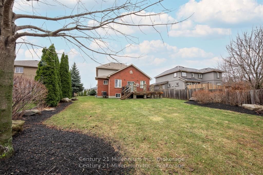 9 Hill Street • Collingwood, ON photo 23