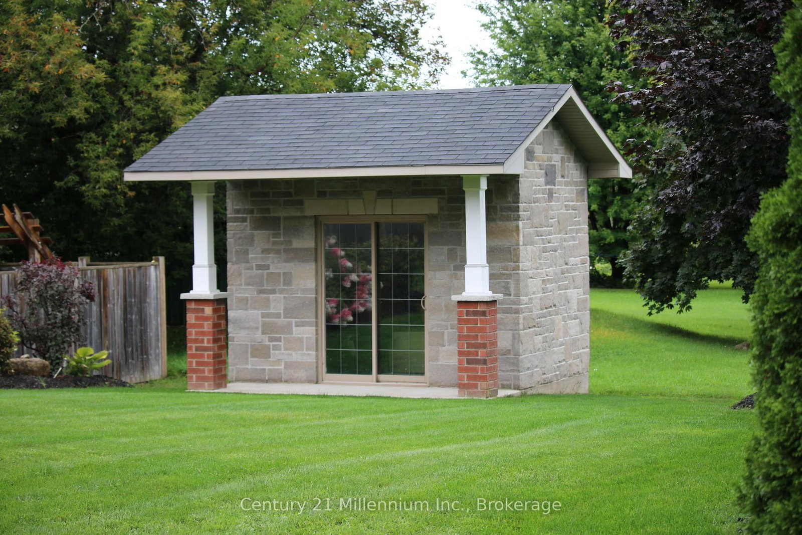 9 Hill Street • Collingwood, ON photo 25