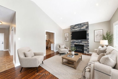 9 Hill Street • Collingwood, ON photo 9
