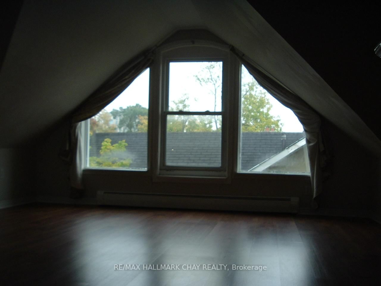 83 Mary Street photo 9