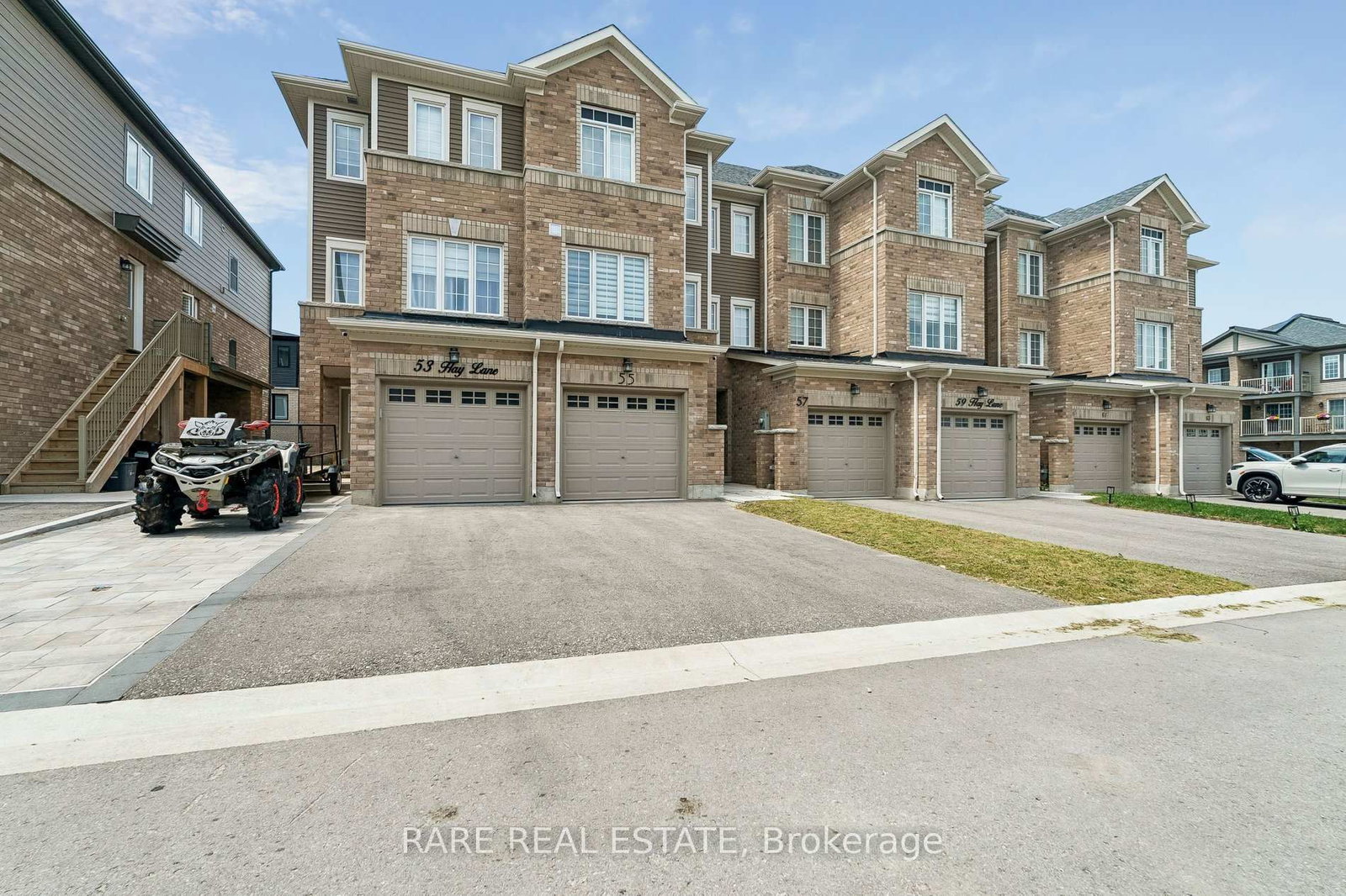 55 Hay Lane • Barrie, ON photo 1