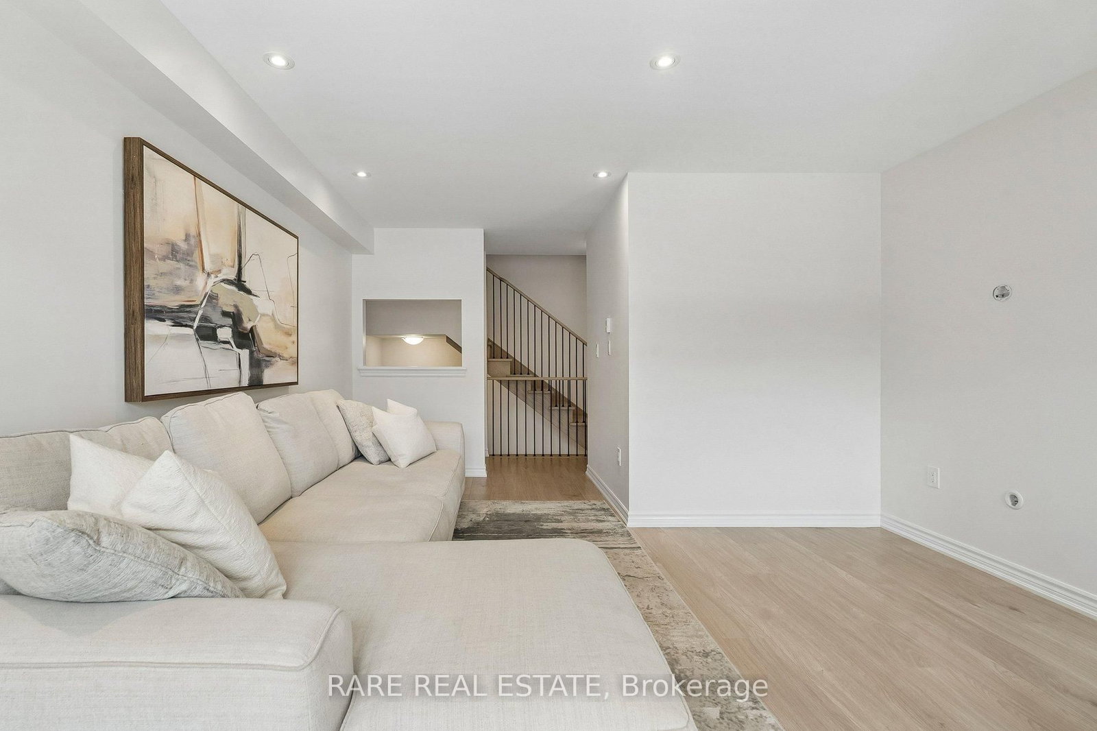 55 Hay Lane • Barrie, ON photo 12